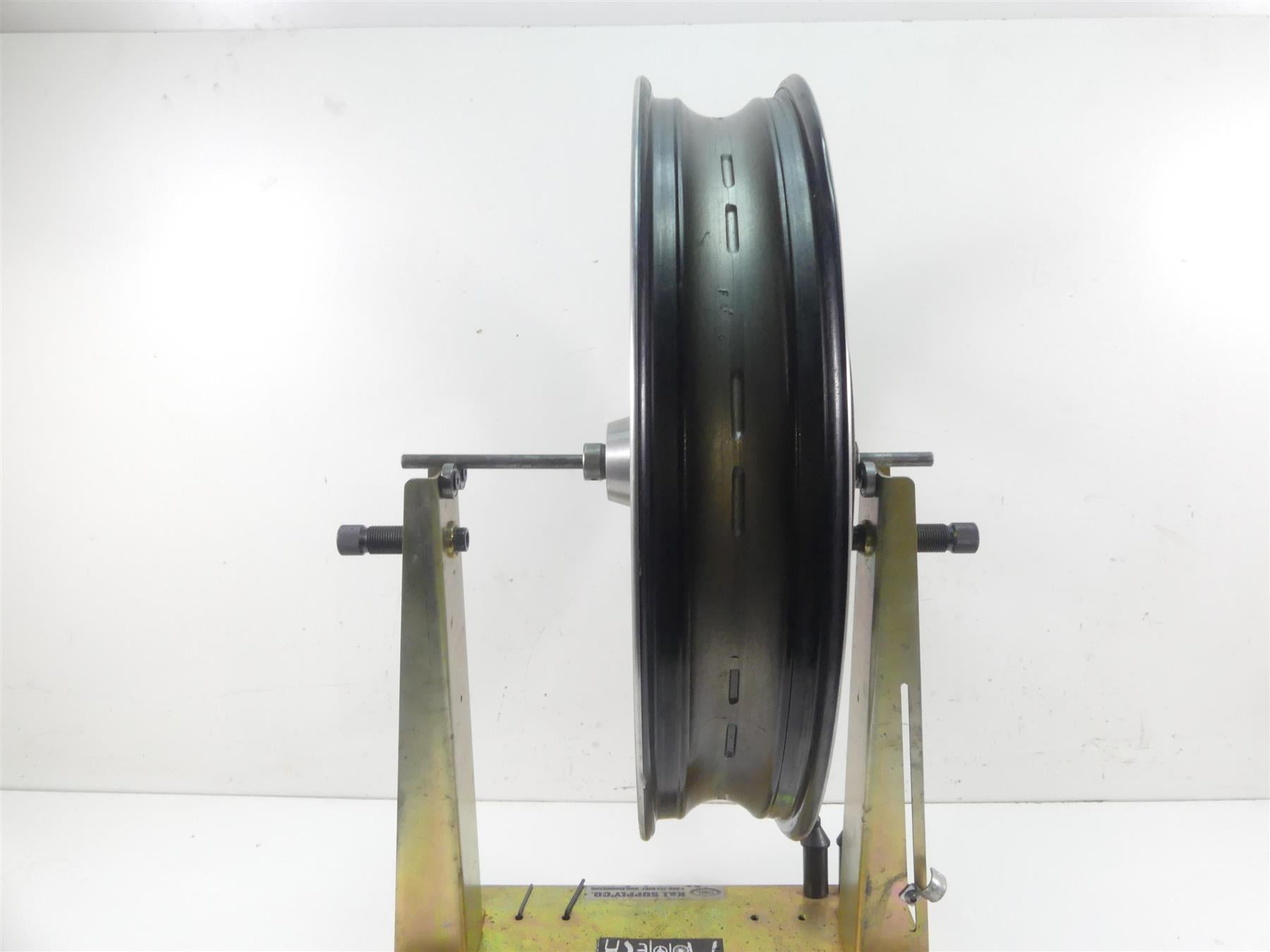 2018 Harley FXBRS Softail Breakout Front Wheel Rim 10 Spoke 21x3.5 Read 43300433 {{ shop.shopifyCountryName }} - Mototech271