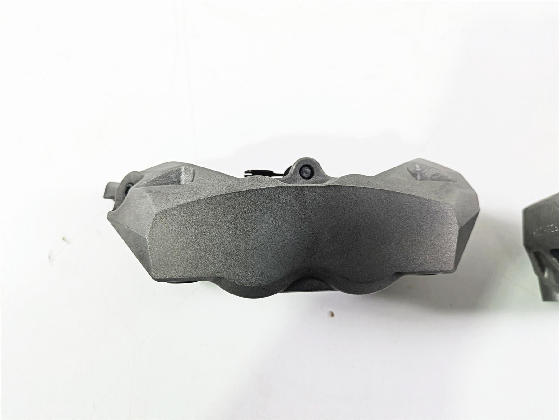 2015 Ducati Hypermotard 821 SP Brembo Front Brake Caliper 100mm Set 61041291C {{ shop.shopifyCountryName }} - Mototech271