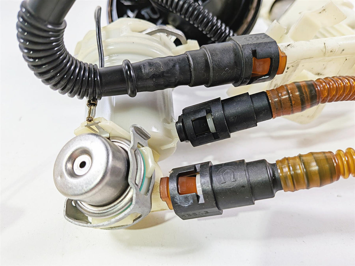 2014 Harley Touring FLHTK Electra Glide Fuel Gas Petrol Pump 62908-08 75069-08C-Mototech271