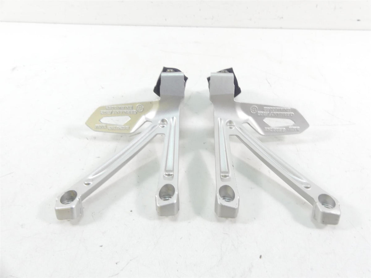 2017 BMW R1200GS GSW K50 Rear Passenger Footpeg Set 46718526741 46718526742 {{ shop.shopifyCountryName }} - Mototech271