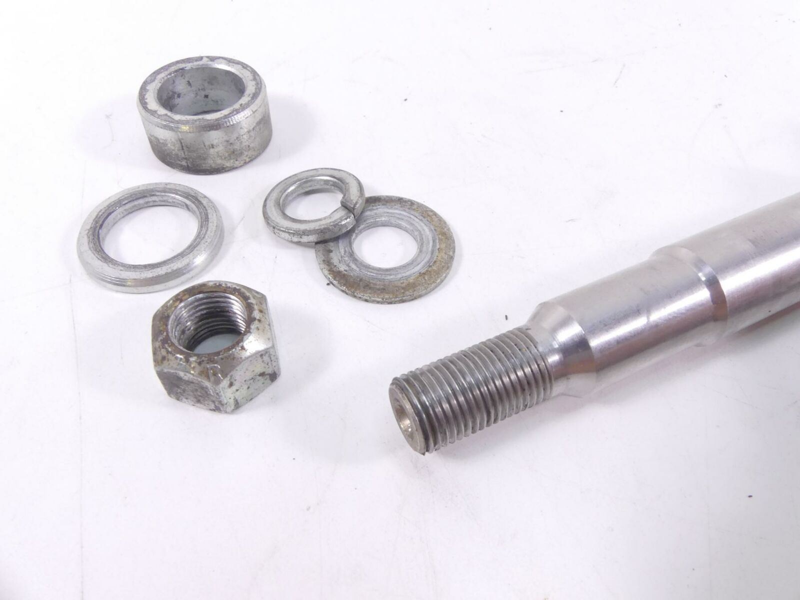 2000 Harley Sportster XL1200 Straight Front Axle Wheel Spindle 3/4" 43895-00 {{ shop.shopifyCountryName }} - Mototech271