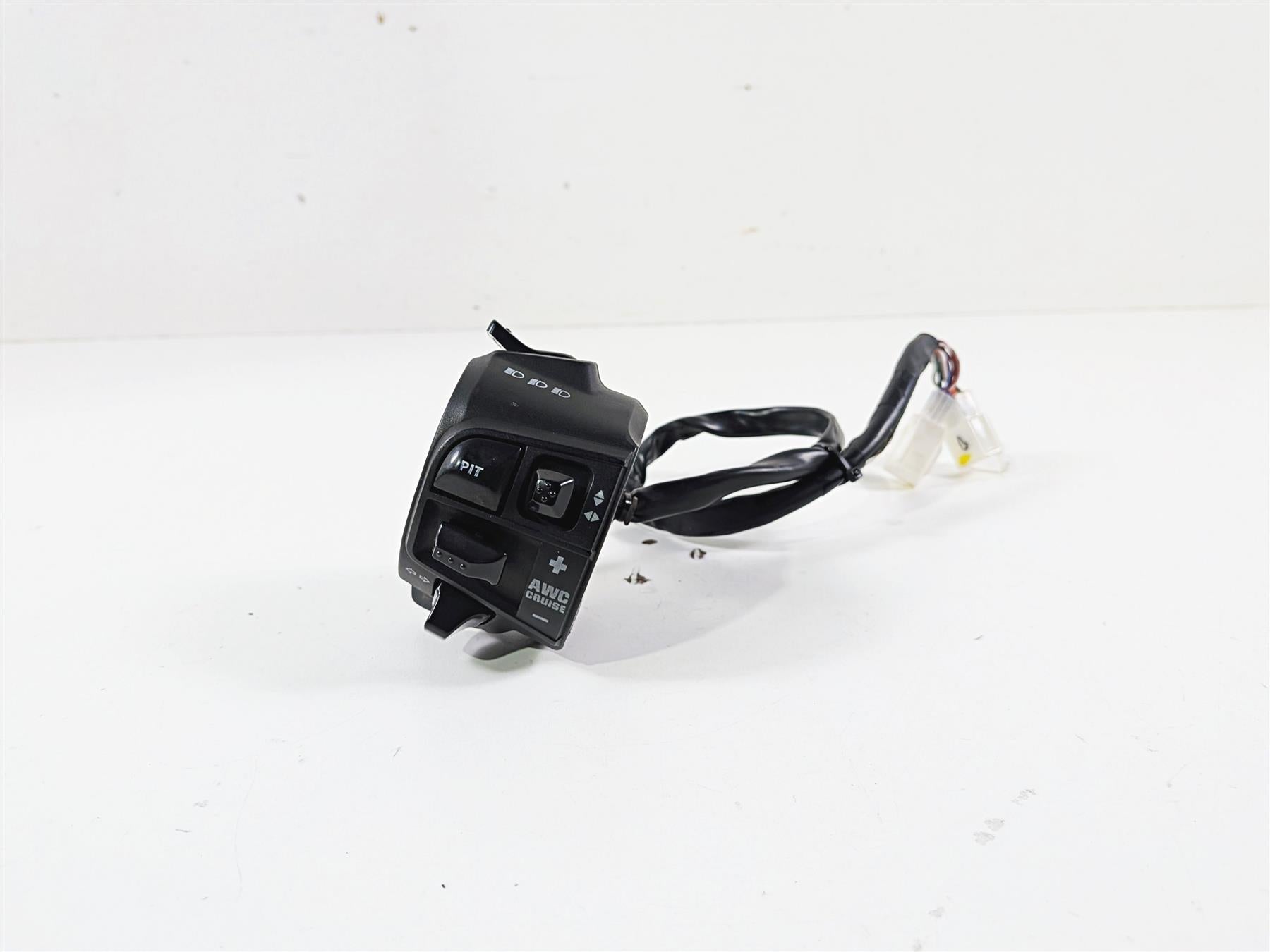 2018 Aprilia RSV4 RR Left Hand Control Switch Awc Cruise Pit Light 2D0002965 {{ shop.shopifyCountryName }} - Mototech271