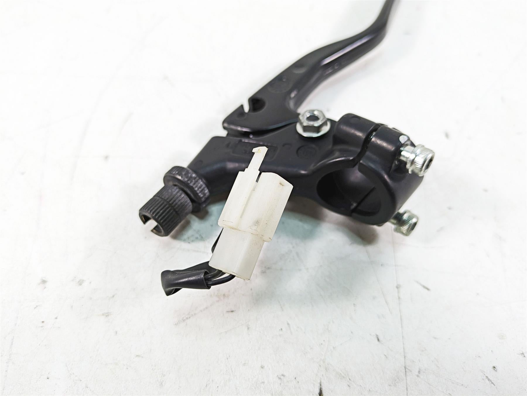 2013 MV Agusta F3 675 ERA Domino Clutch Perch & Lever 8000B5902 {{ shop.shopifyCountryName }} - Mototech271