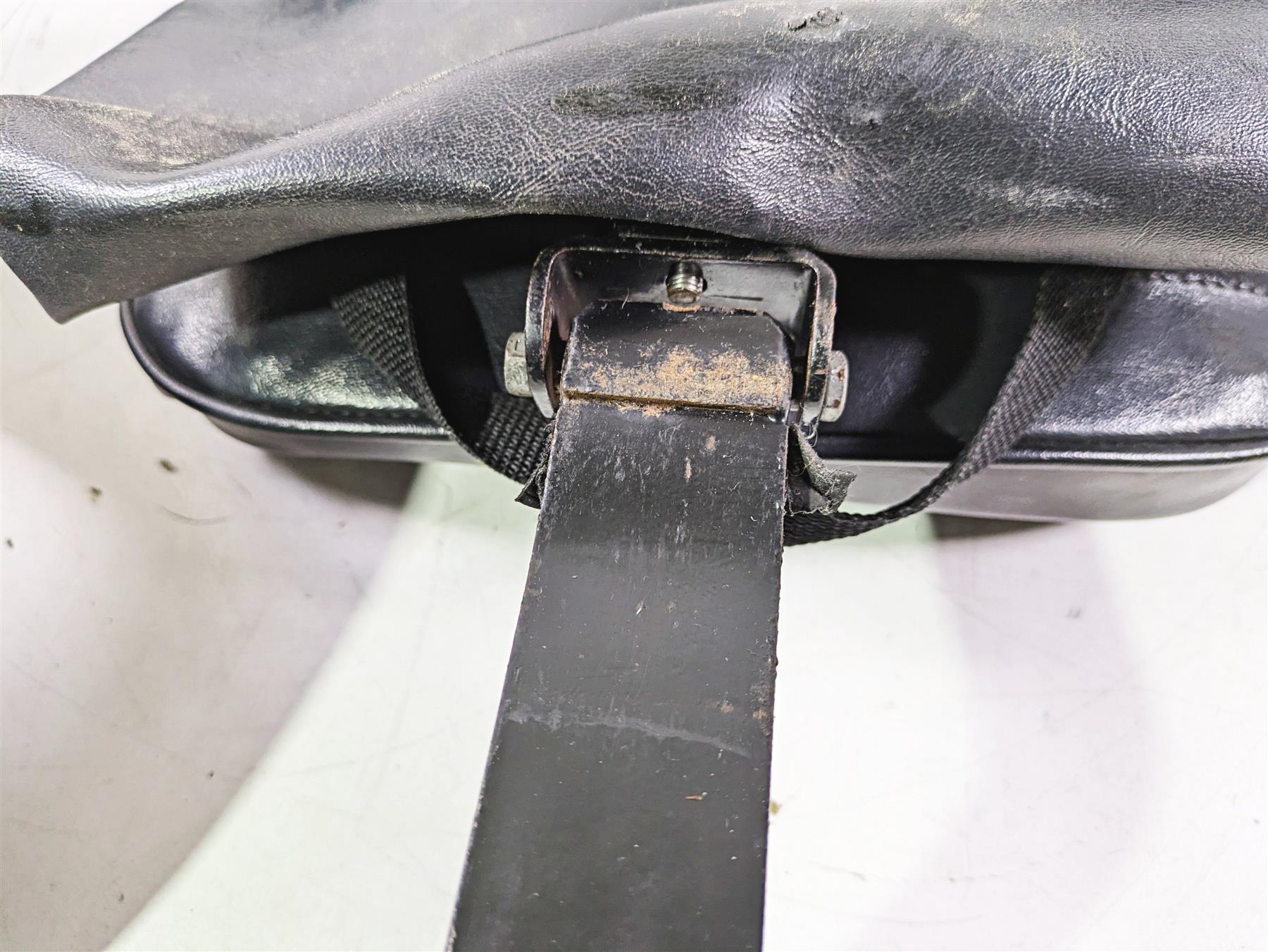2004 Yamaha XVZ1300 Royal Star Seat Saddle & Back Rest Set 4XY-24710-50-00 {{ shop.shopifyCountryName }} - Mototech271