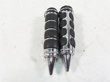 Load image into Gallery viewer, 2011 Harley Touring FLTRU Road Glide Aftermarket Spike Hand Grip Set | Mototech271
