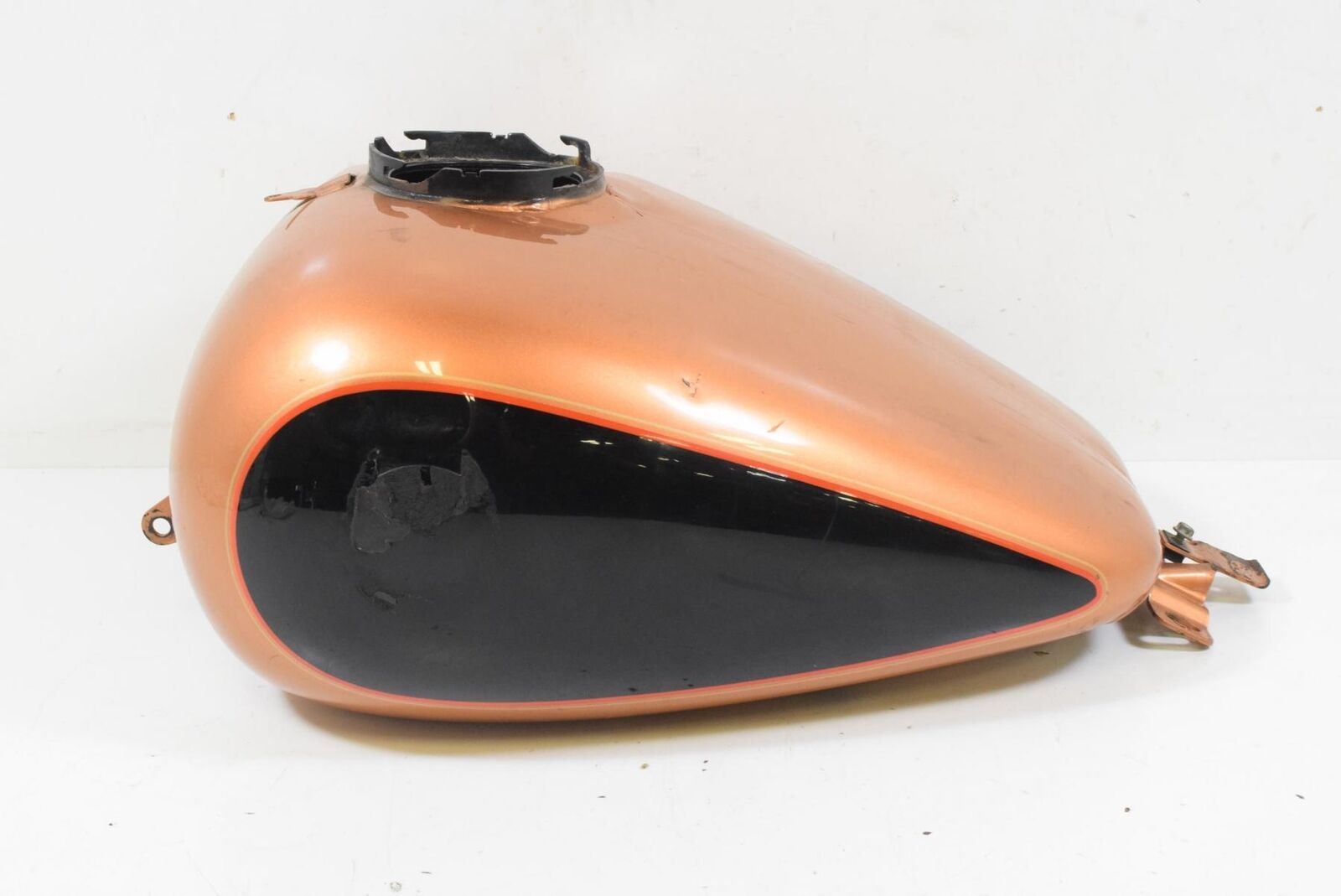 08 Harley Touring FLHTCU Electra Glide UC Fuel Gas Petrol Tank DENTED 61356-08 {{ shop.shopifyCountryName }} - Mototech271