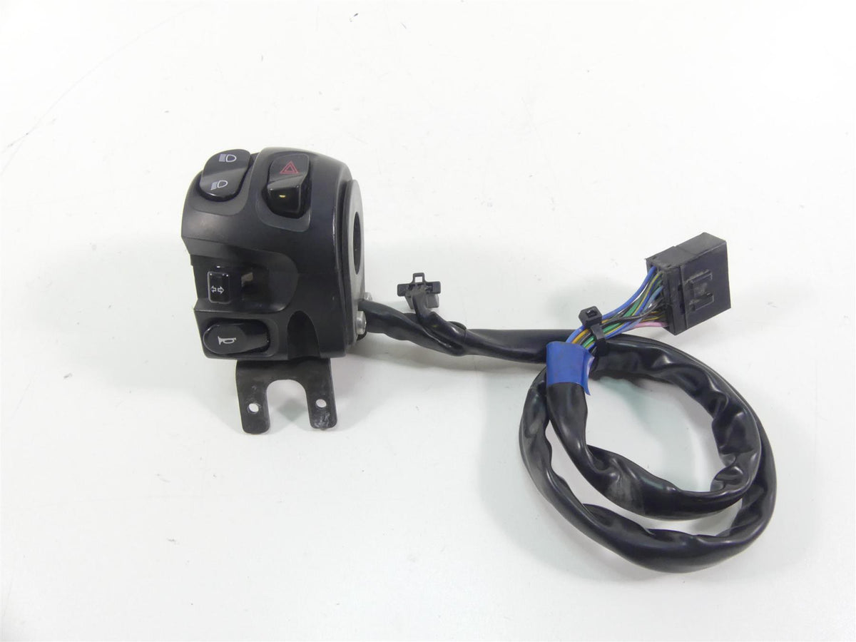 2015 Victory Cross Country Tour Left Hand Turn Signal Control Switch 4012119 {{ shop.shopifyCountryName }} - Mototech271