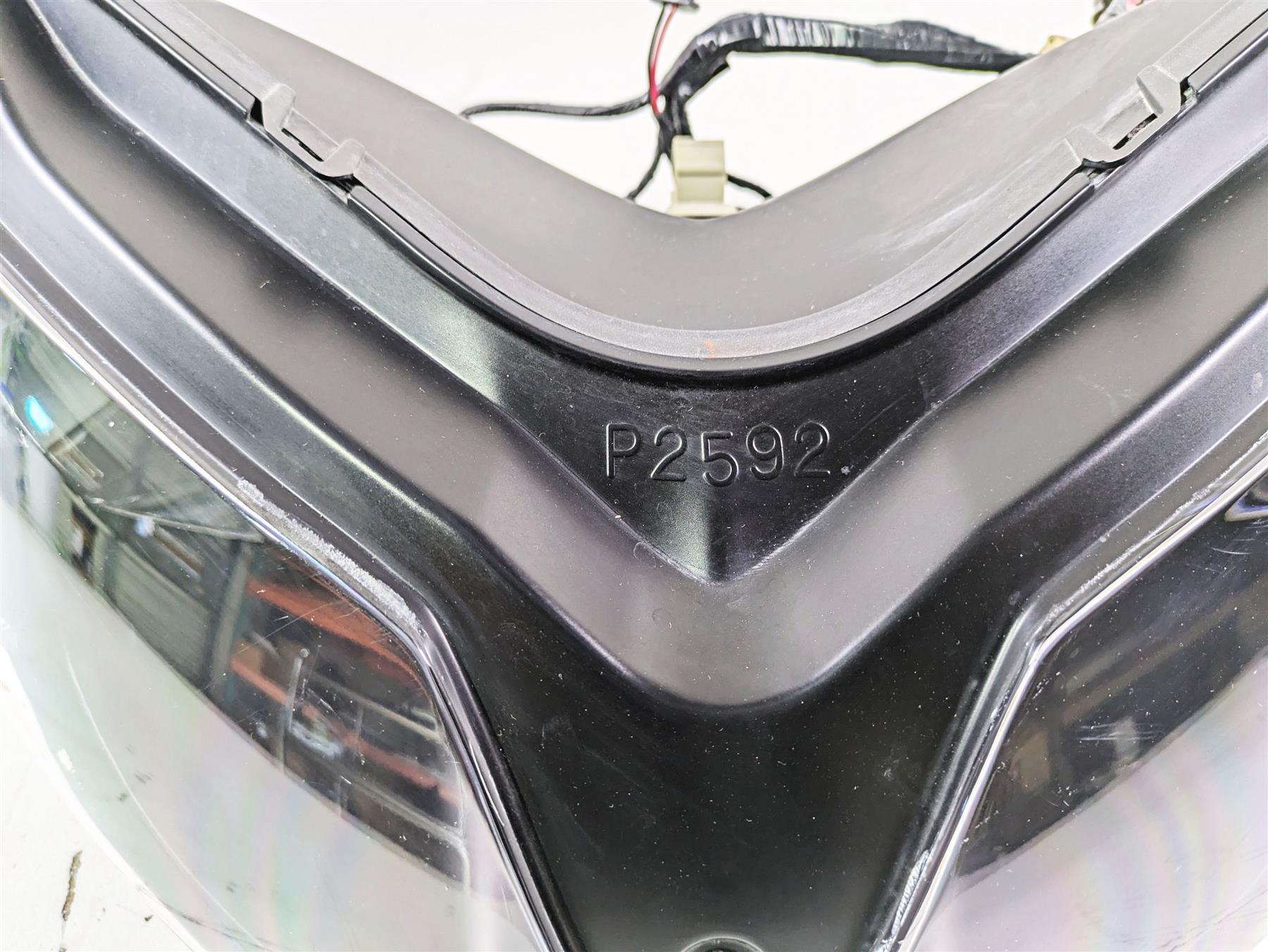 2005 Kawasaki ZX12R Ninja Headlight Head Light Lamp Lens Set 23007-1419 {{ shop.shopifyCountryName }} - Mototech271