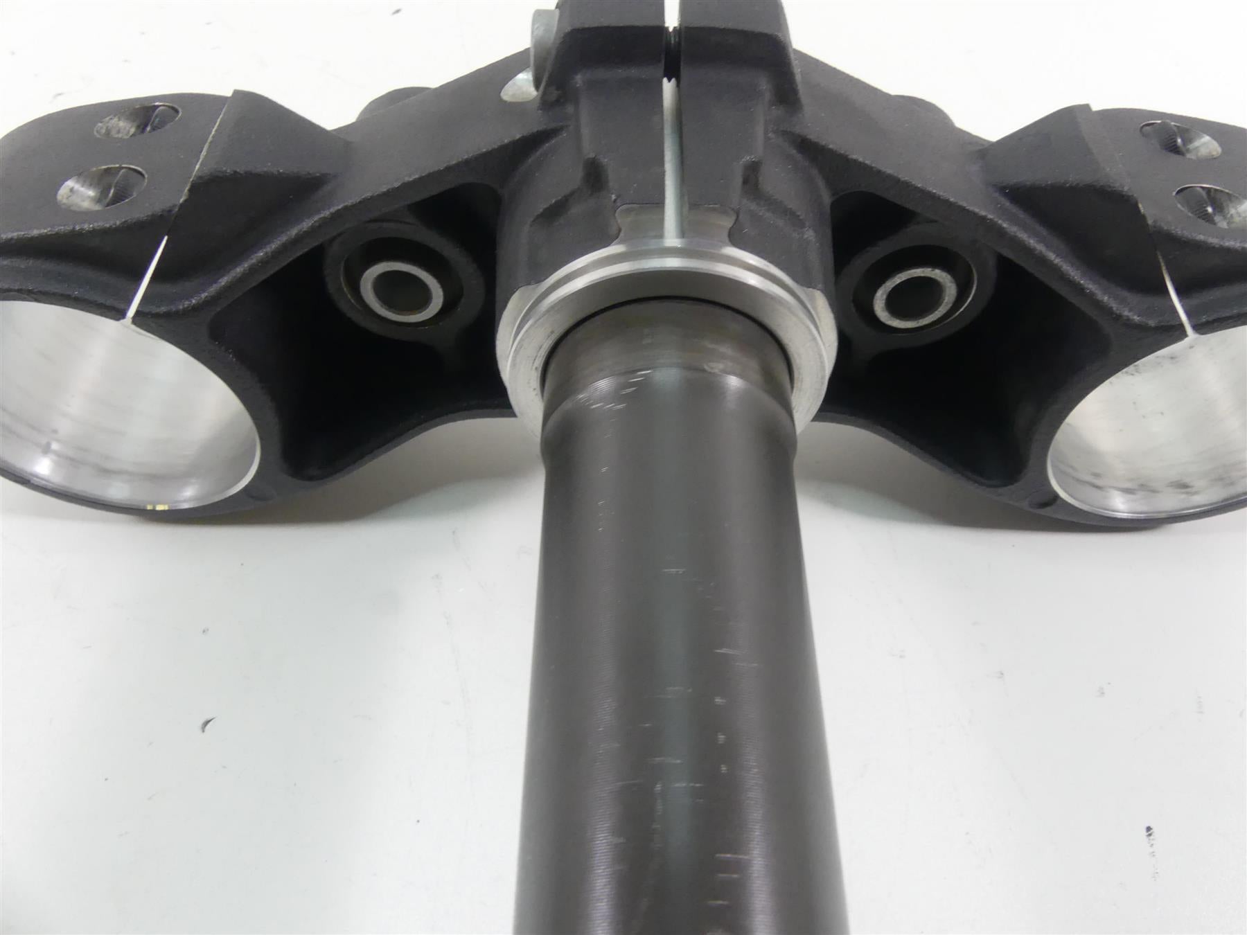 2014 Ducati Hypermotard 821 SP Upper Lower Triple Tree Set 34110971AA 34220761AA {{ shop.shopifyCountryName }} - Mototech271