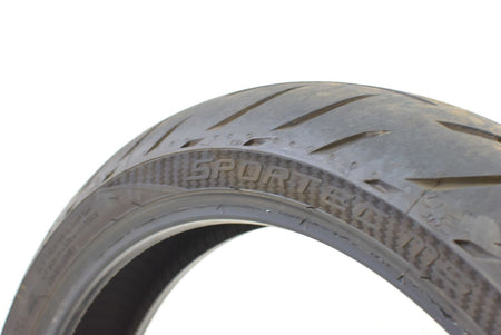 Used Front Tire Metzeler Sportec M5 Interact 110/70-17 DOT1817 2409800 {{ shop.shopifyCountryName }} - Mototech271