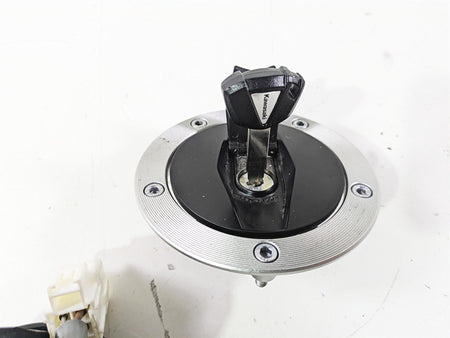 2022 Kawasaki ZR900RS Cafe Ignition Switch Key Lock Tank Cap Set Read 27048-5159 {{ shop.shopifyCountryName }} - Mototech271