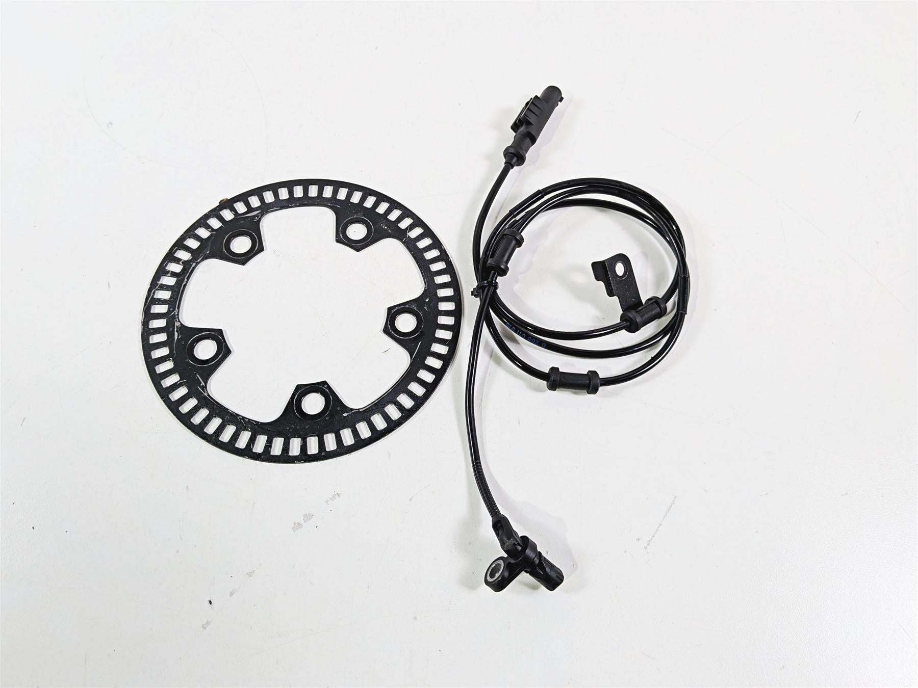 2022 Kawasaki ZX10R ZX1000 Ninja Front Abs Brake Wheel Speed Sensor 21176-0979 {{ shop.shopifyCountryName }} - Mototech271