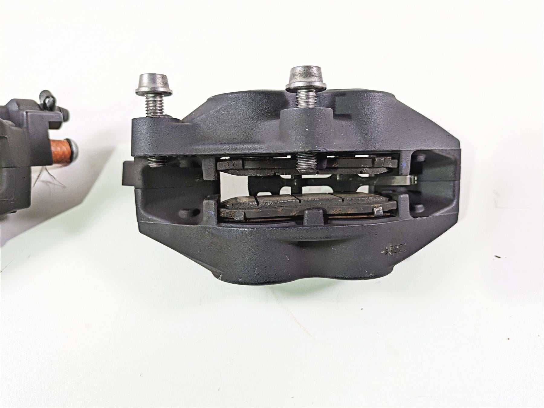2014 BMW K1300S K40 Front Brake Caliper Set Brembo 34117711438 34117711439 {{ shop.shopifyCountryName }} - Mototech271