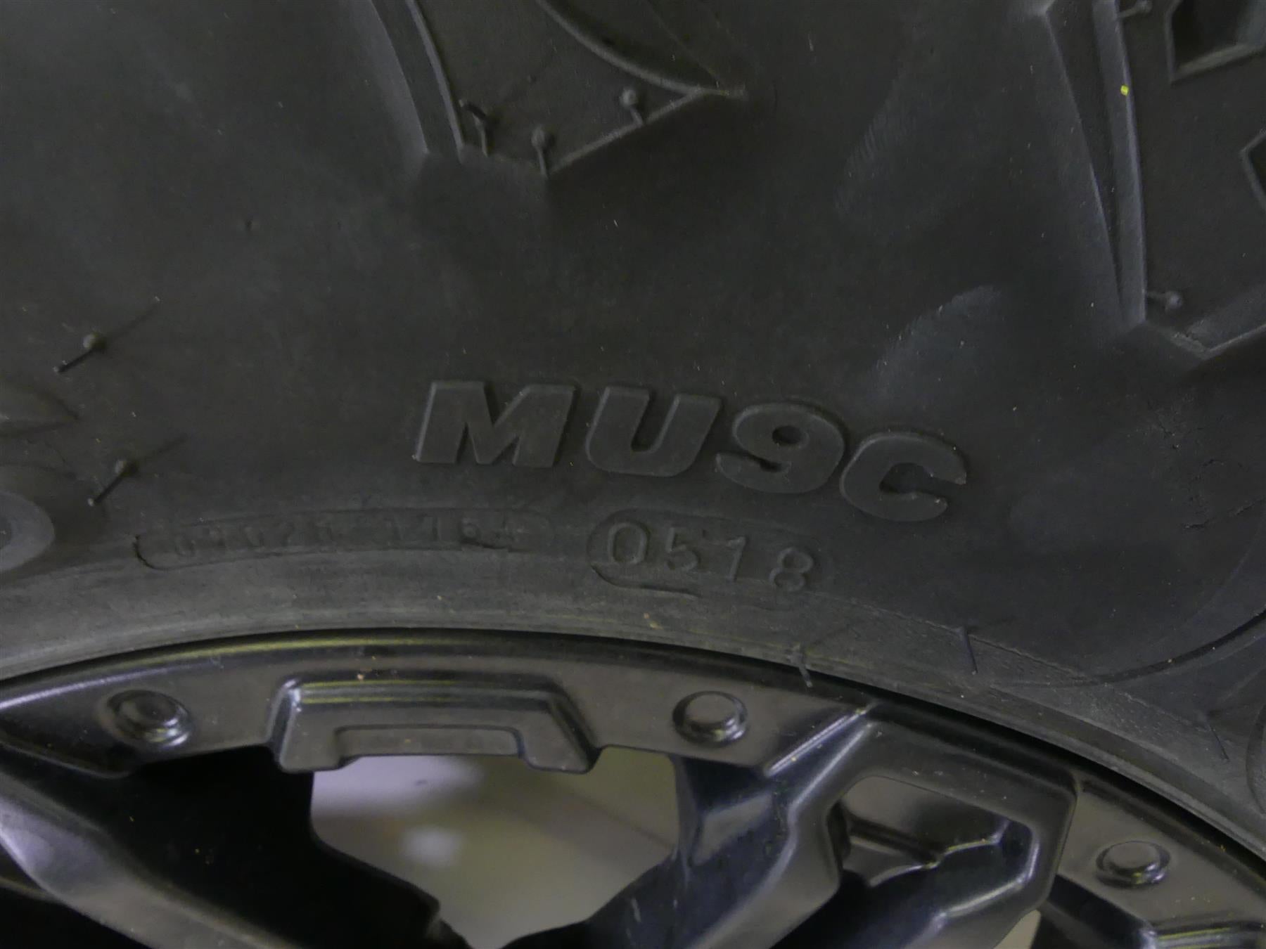 2018 Polaris General 1000 EPS Oem Wheels + Maxxis Coronado Mu9c Tire Set 1522494 {{ shop.shopifyCountryName }} - Mototech271