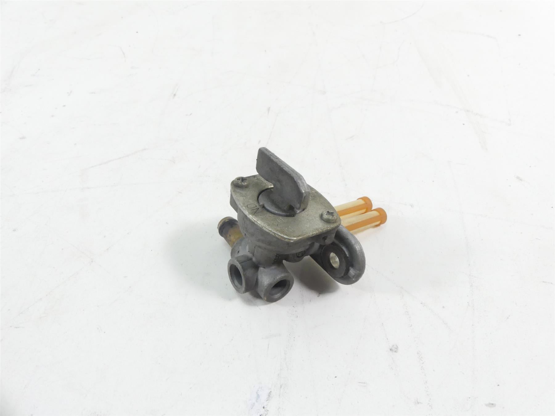 2007 Yamaha XVS1300 V-Star Oem Fuel Gas Petrol Valve Petcock 4JT-24500-20-00 {{ shop.shopifyCountryName }} - Mototech271