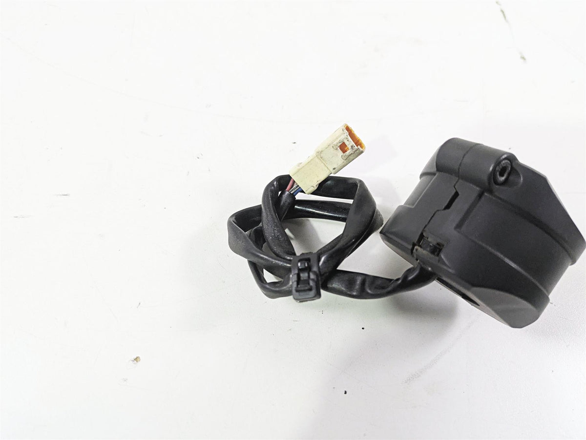 2012 Ducati Streetfighter 848 Right Hand Start Kill Control Switch 65010092I {{ shop.shopifyCountryName }} - Mototech271
