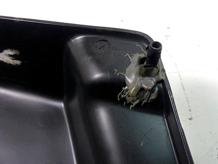 2002 Harley Touring FLHTC Electra Glide Side Cover Fairing Set 66250-97 66048-97 {{ shop.shopifyCountryName }} - Mototech271