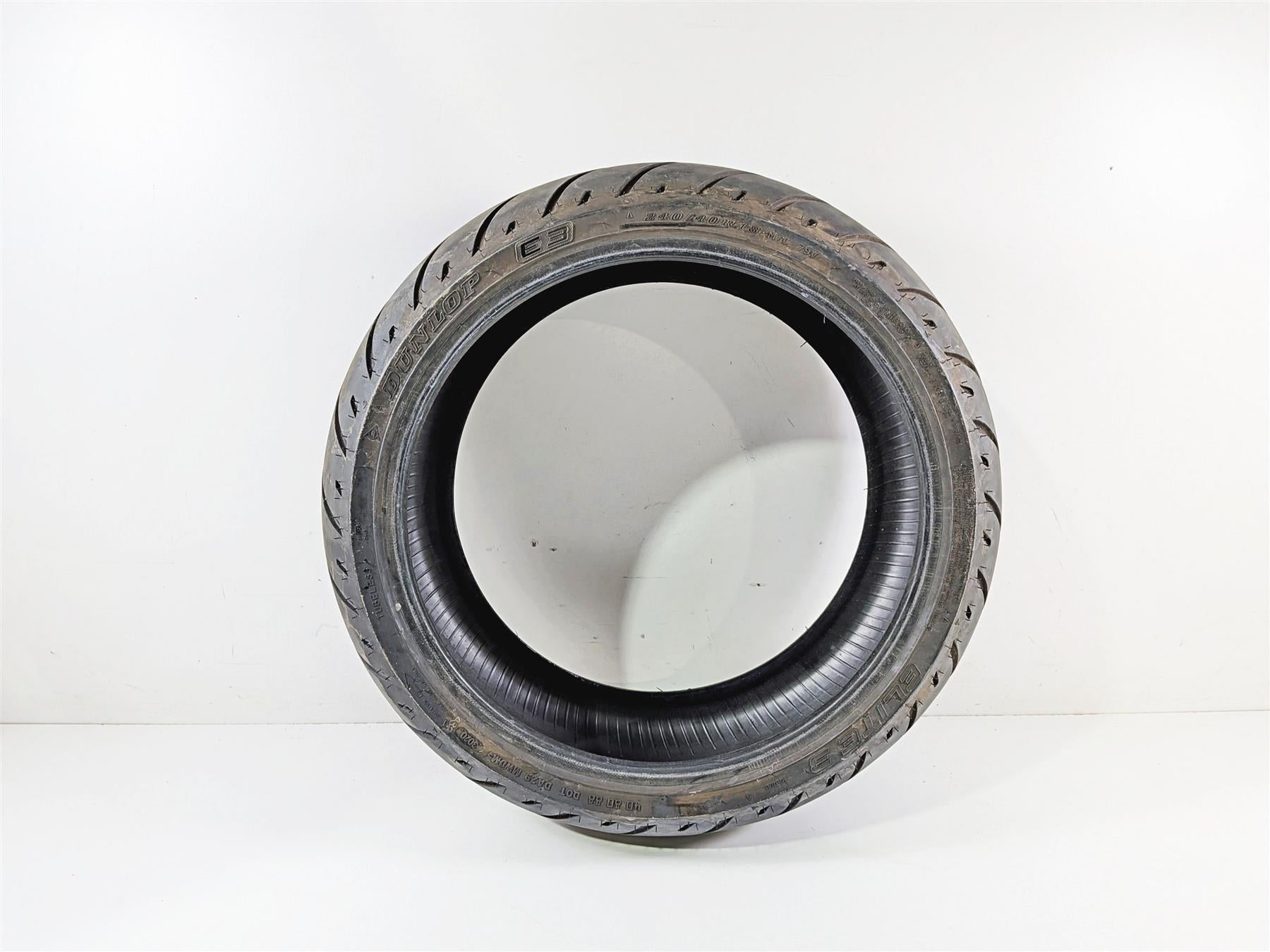 Used Rear Motorcycle Tire Dunlop Elite 3 240/40R18 669534 {{ shop.shopifyCountryName }} - Mototech271