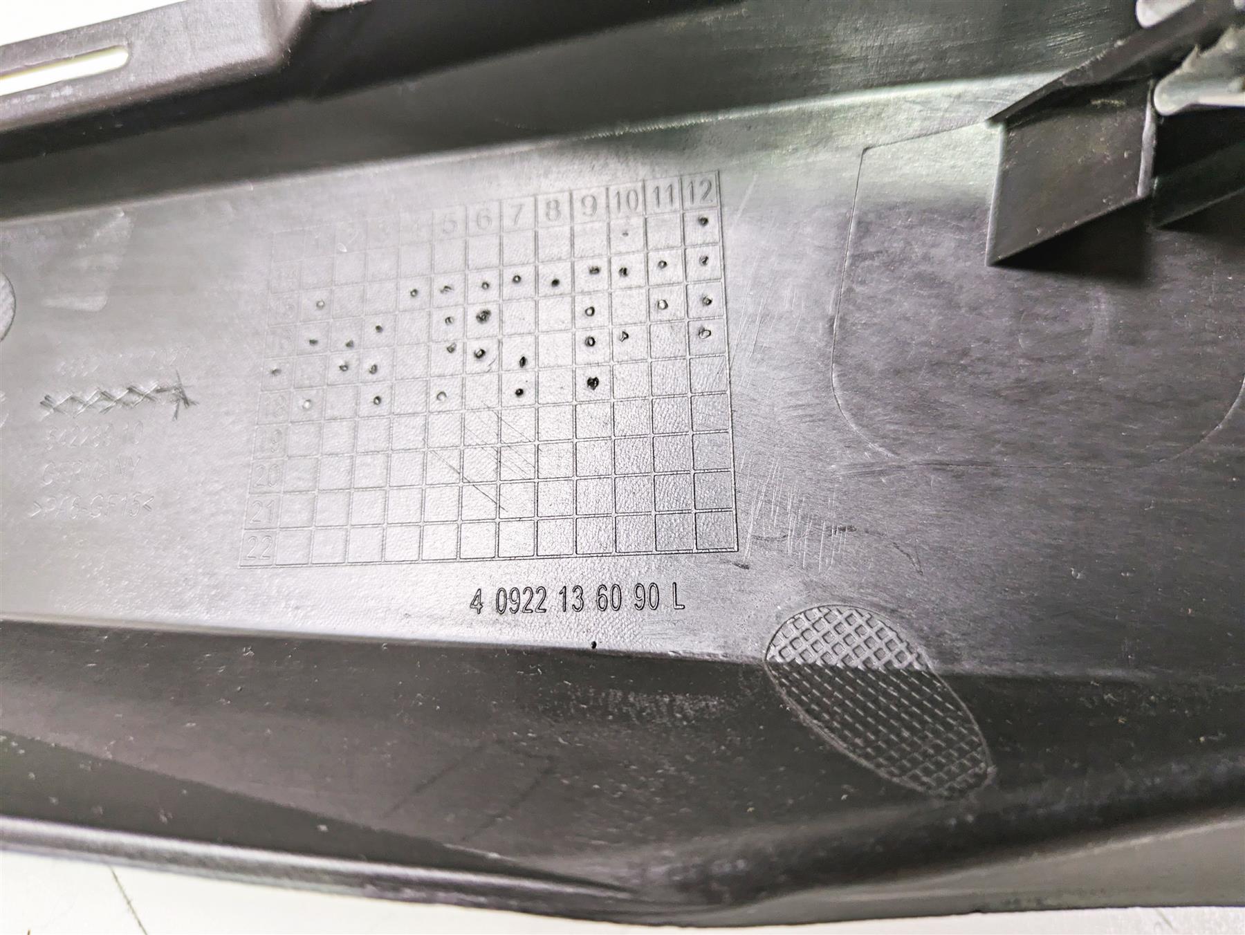 2019 BMW S1000XR K49 Left Right Tail Under Seat Fairing Cover Set 46627717028 {{ shop.shopifyCountryName }} - Mototech271