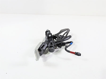 2025 Yamaha YZF R7 Right Foot Peg Mount & Brake Pedal BEB-27443-00 BEB-27211-00 {{ shop.shopifyCountryName }} - Mototech271