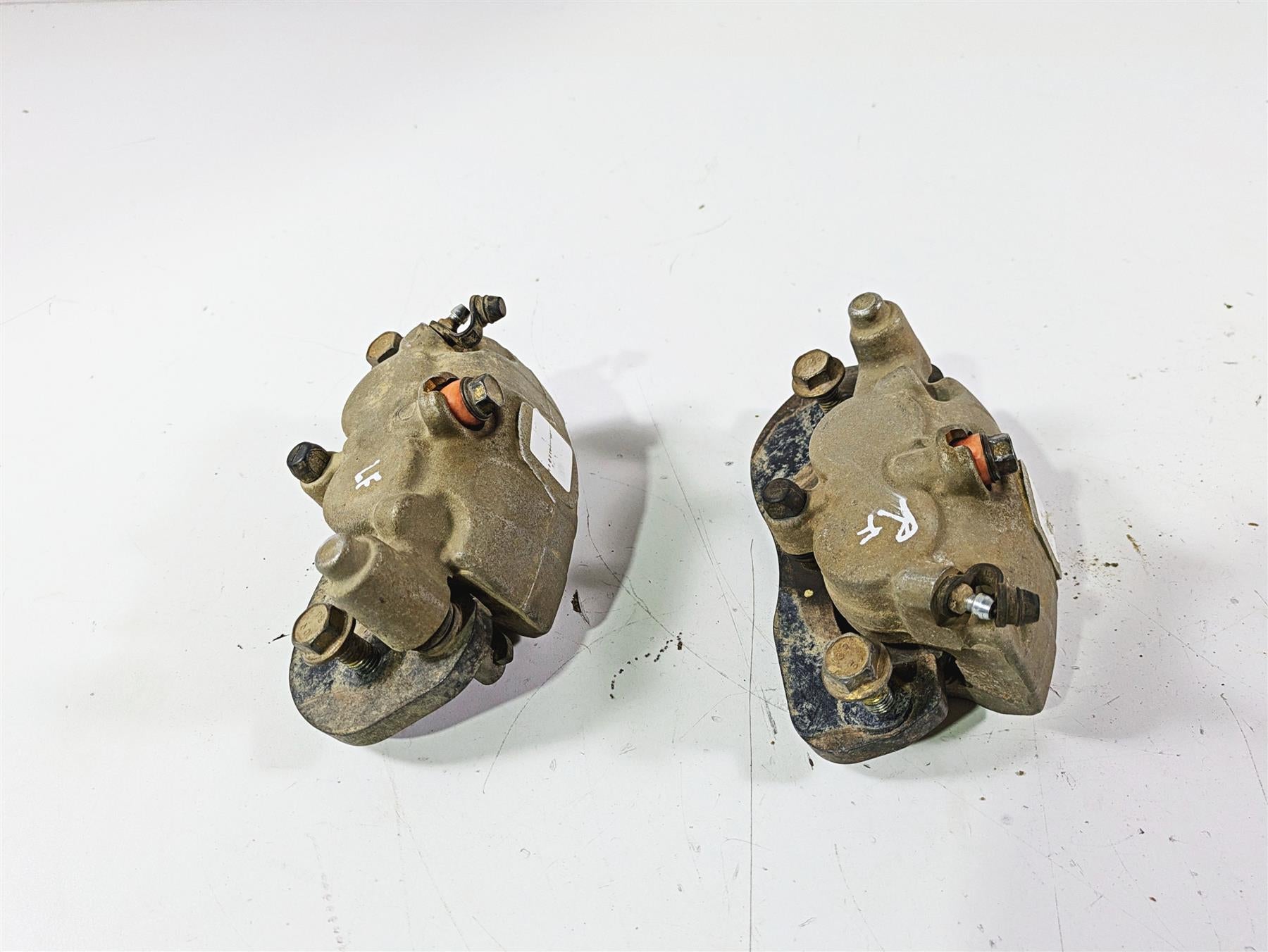 2022 Can-Am Defender XMR HD10 Front Brake Caliper Set 705601887 705601888 {{ shop.shopifyCountryName }} - Mototech271