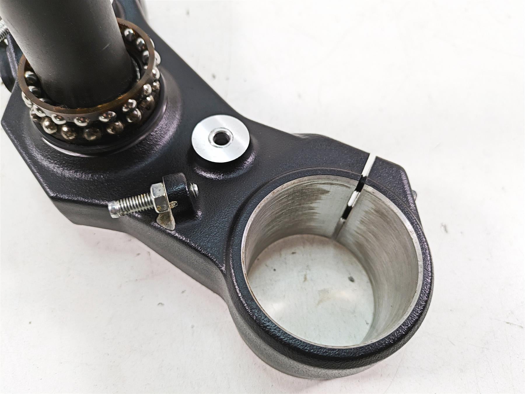 2020 Ducati Scrambler 1100 Sport Pro Lower Triple Tree Steering Clamp 34221031AA {{ shop.shopifyCountryName }} - Mototech271