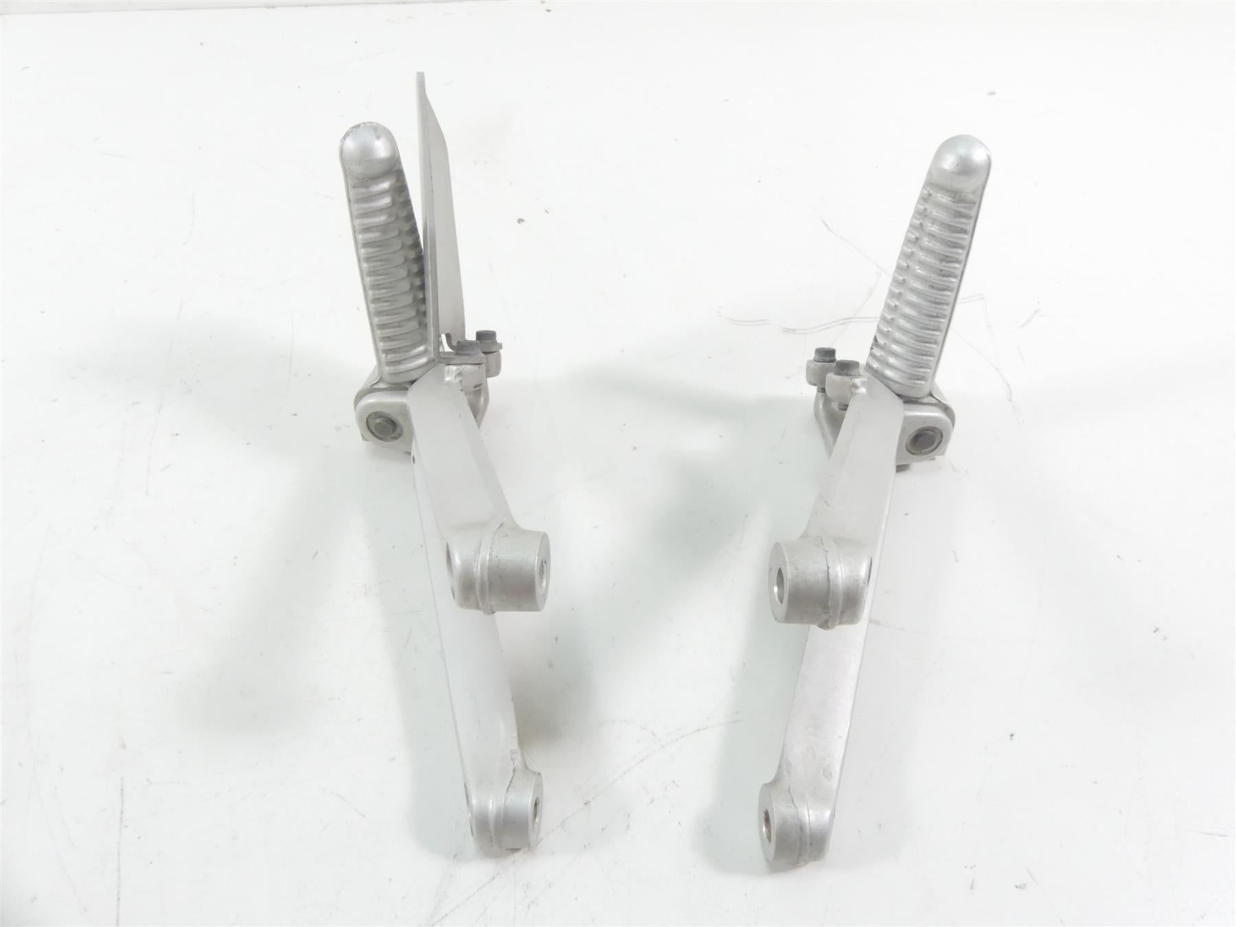 2006 Ducati 999 Biposto Rear Passenger Pillion Footpeg Foot Peg Set 82410811A {{ shop.shopifyCountryName }} - Mototech271