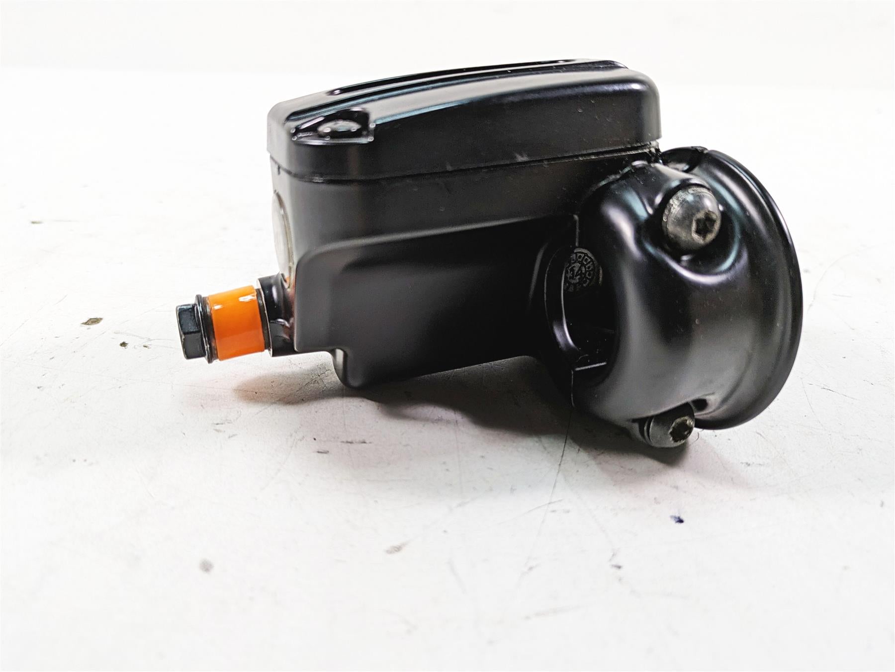 2015 Harley Touring FLHXS Street Glide Front Brake Master Cylinder 44551-08F {{ shop.shopifyCountryName }} - Mototech271