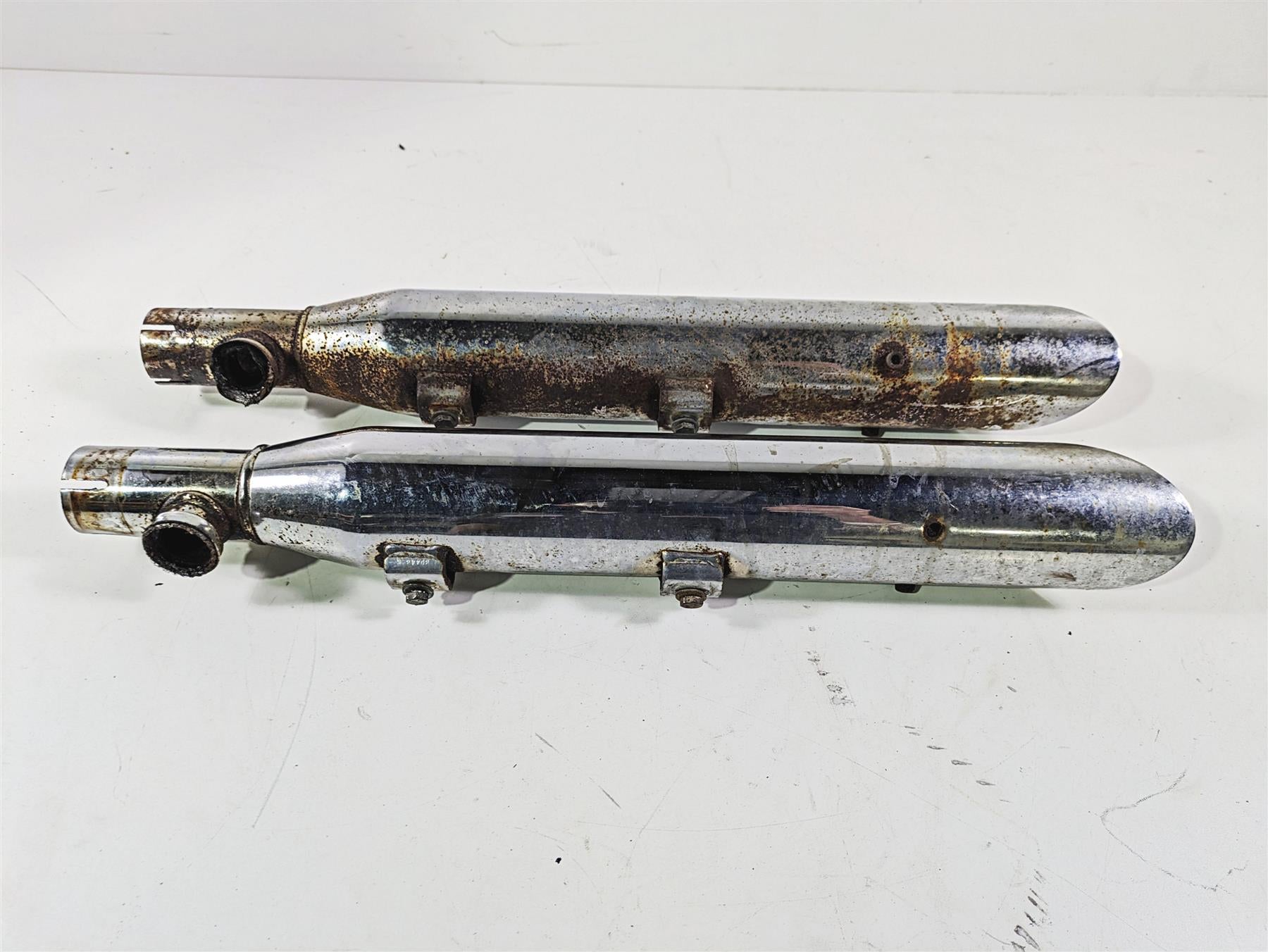 2003 Harley FLSTC Softail Heritage Screamin Eagle Slash Cut Exhaust Pipes {{ shop.shopifyCountryName }} - Mototech271