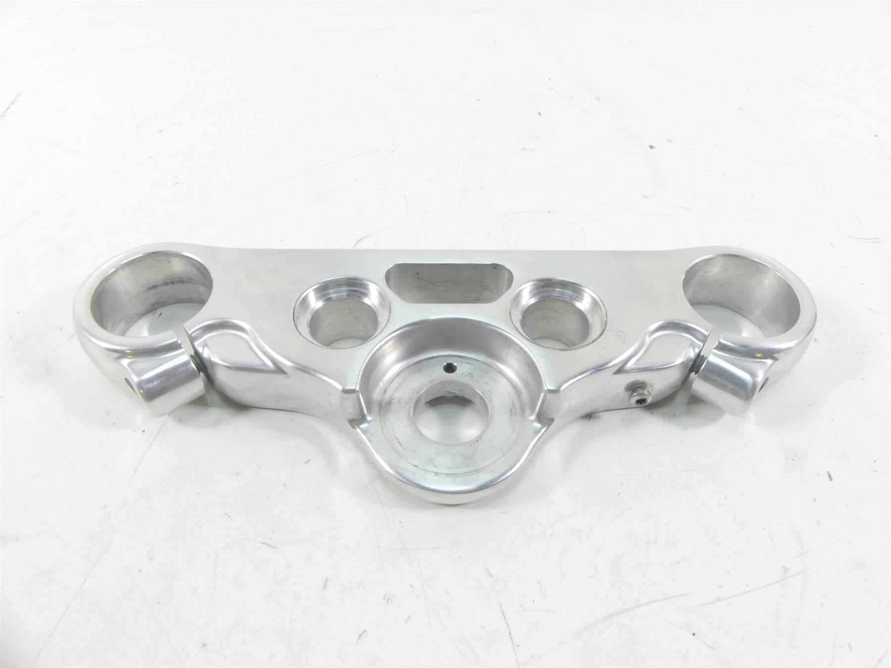 2013 Harley FXDWG Dyna Wide Glide Upper Triple Tree Steering Clamp 49mm 46700-08 {{ shop.shopifyCountryName }} - Mototech271