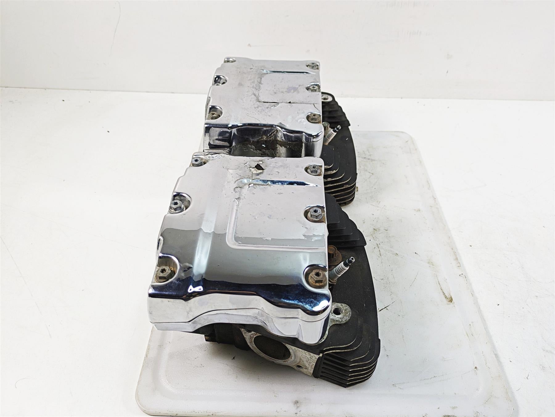 1999 Harley Touring FLHTC Electra Glide Cylinder Head Set For Parts 16722-99 {{ shop.shopifyCountryName }} - Mototech271