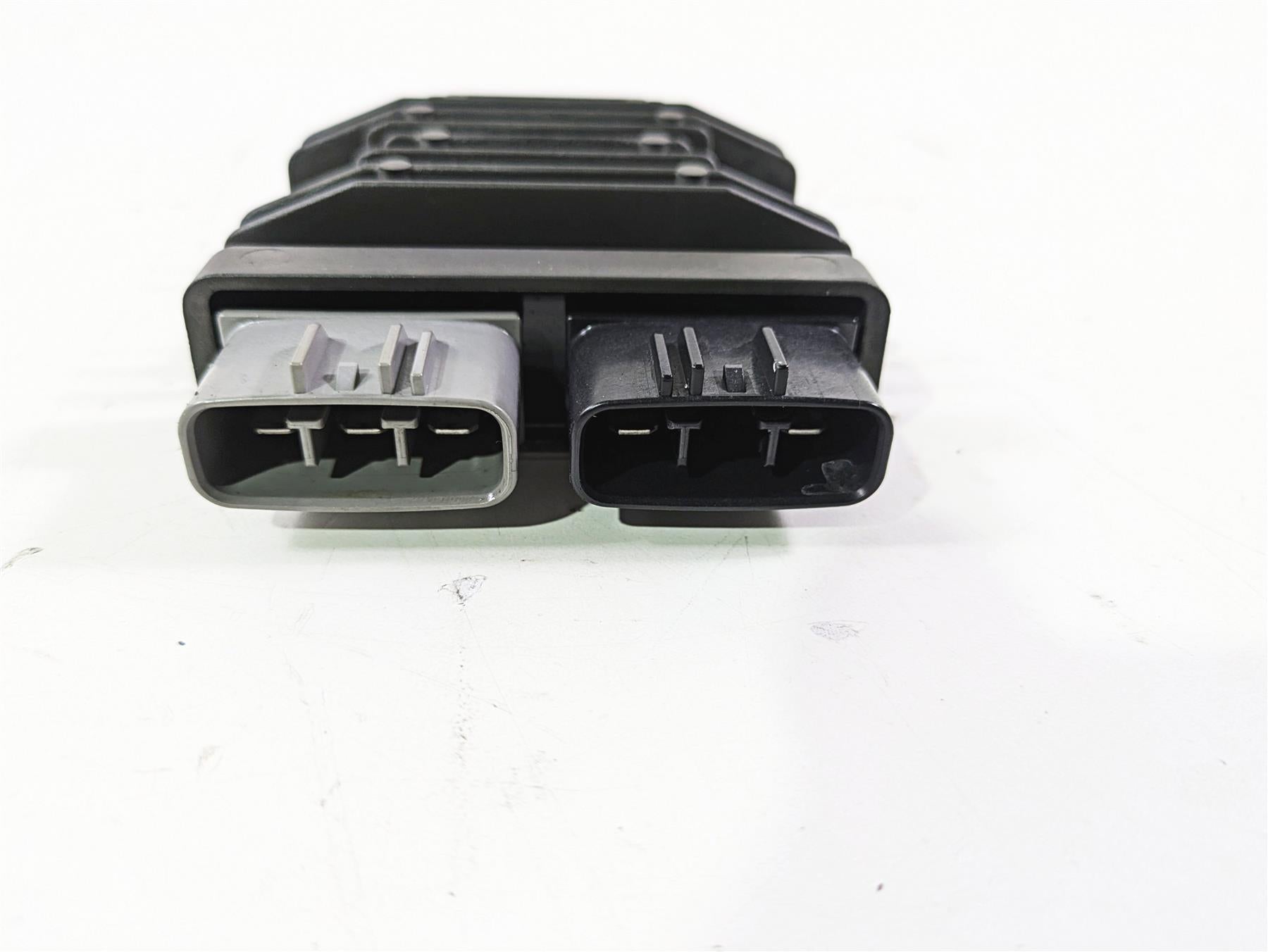 2017 Honda CBR600RR Voltage Regulator Rectifier FH020AA {{ shop.shopifyCountryName }} - Mototech271