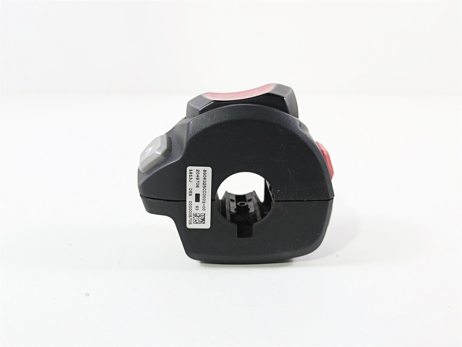2019 Triumph Speed Triple RS 1050 Right Hand Control Switch Stop Start T2049706 {{ shop.shopifyCountryName }} - Mototech271