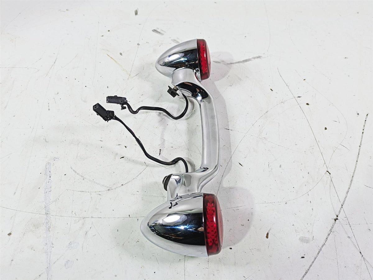 2007 Harley Touring FLHTCU SE CVO E-Glide Rear Blinker Turn Signal Bar 68629-05 {{ shop.shopifyCountryName }} - Mototech271