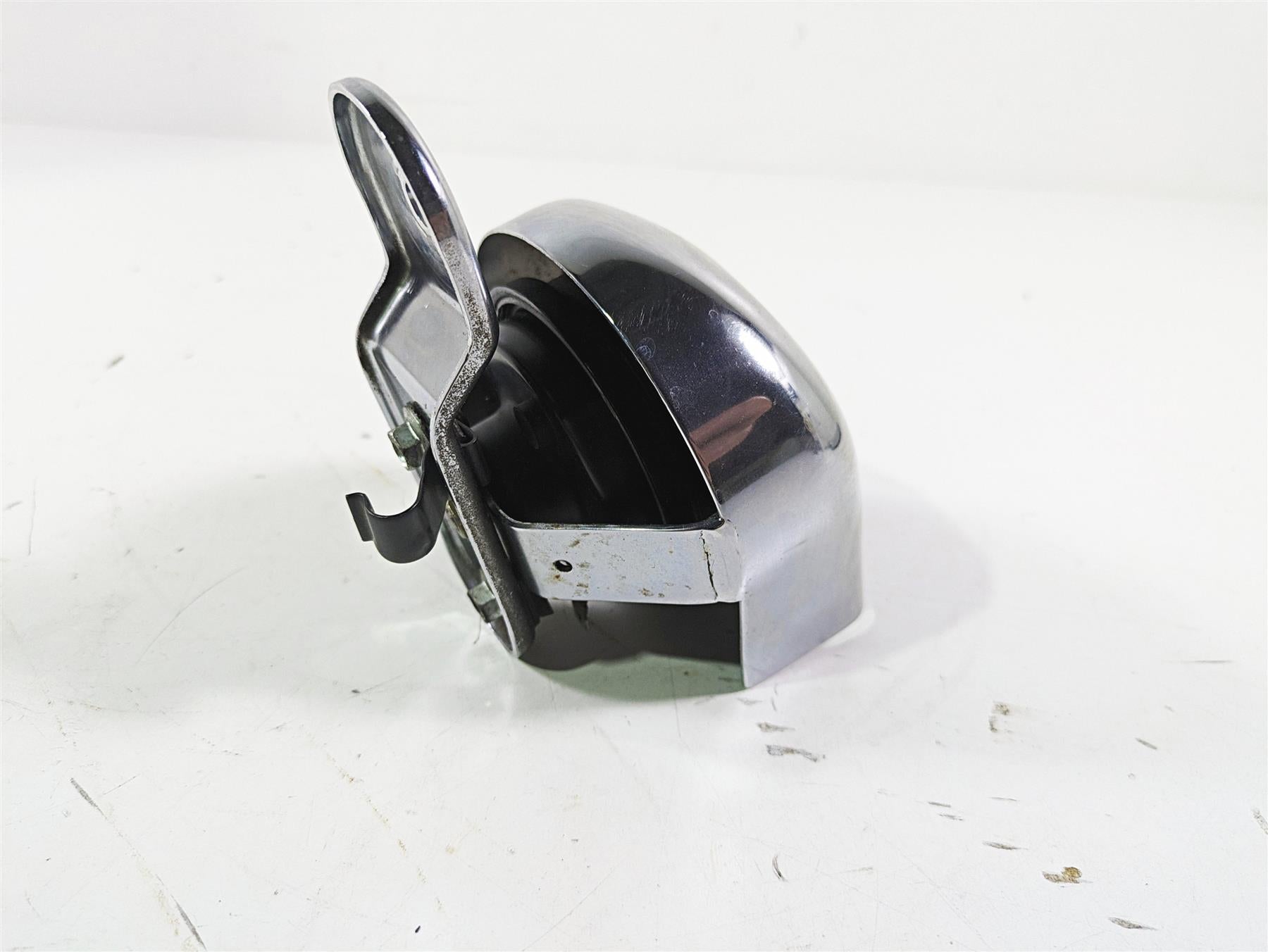 2003 Harley Dyna FXDL Low Rider 100TH Horn & Chrome Cover 61300478A {{ shop.shopifyCountryName }} - Mototech271