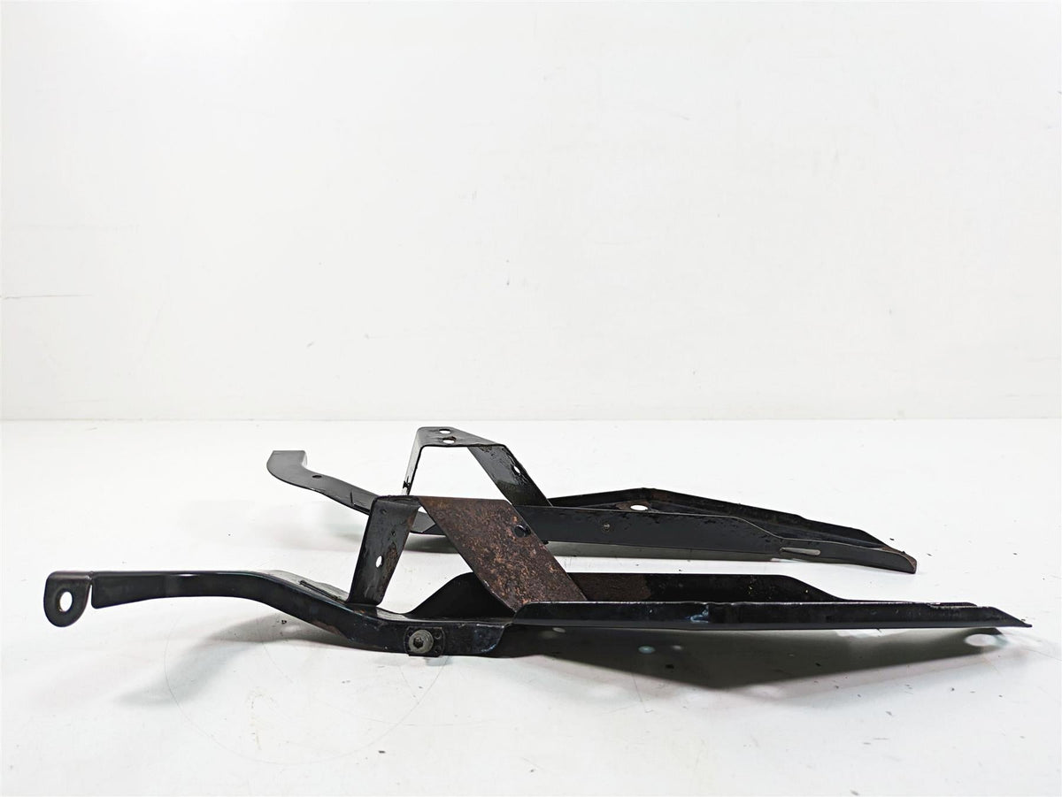 2005 Harley Touring FLHTCUI Electra Glide Front Nose Fairing Mounts Set 58478-96 {{ shop.shopifyCountryName }} - Mototech271