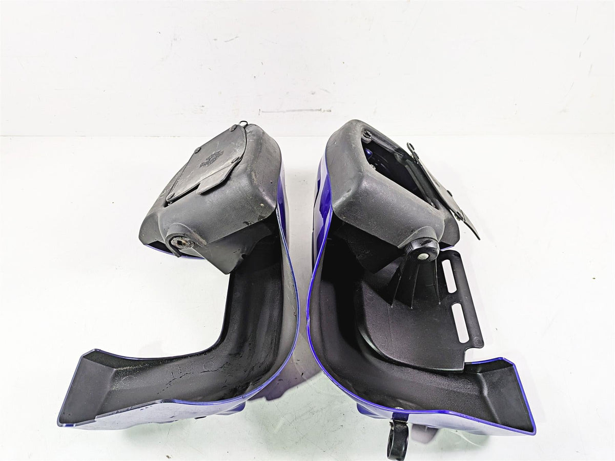 2011 Harley Touring FLHTCUSE CVO E-Glide Lower Leg Fairing Set 57100091 57100092 {{ shop.shopifyCountryName }} - Mototech271