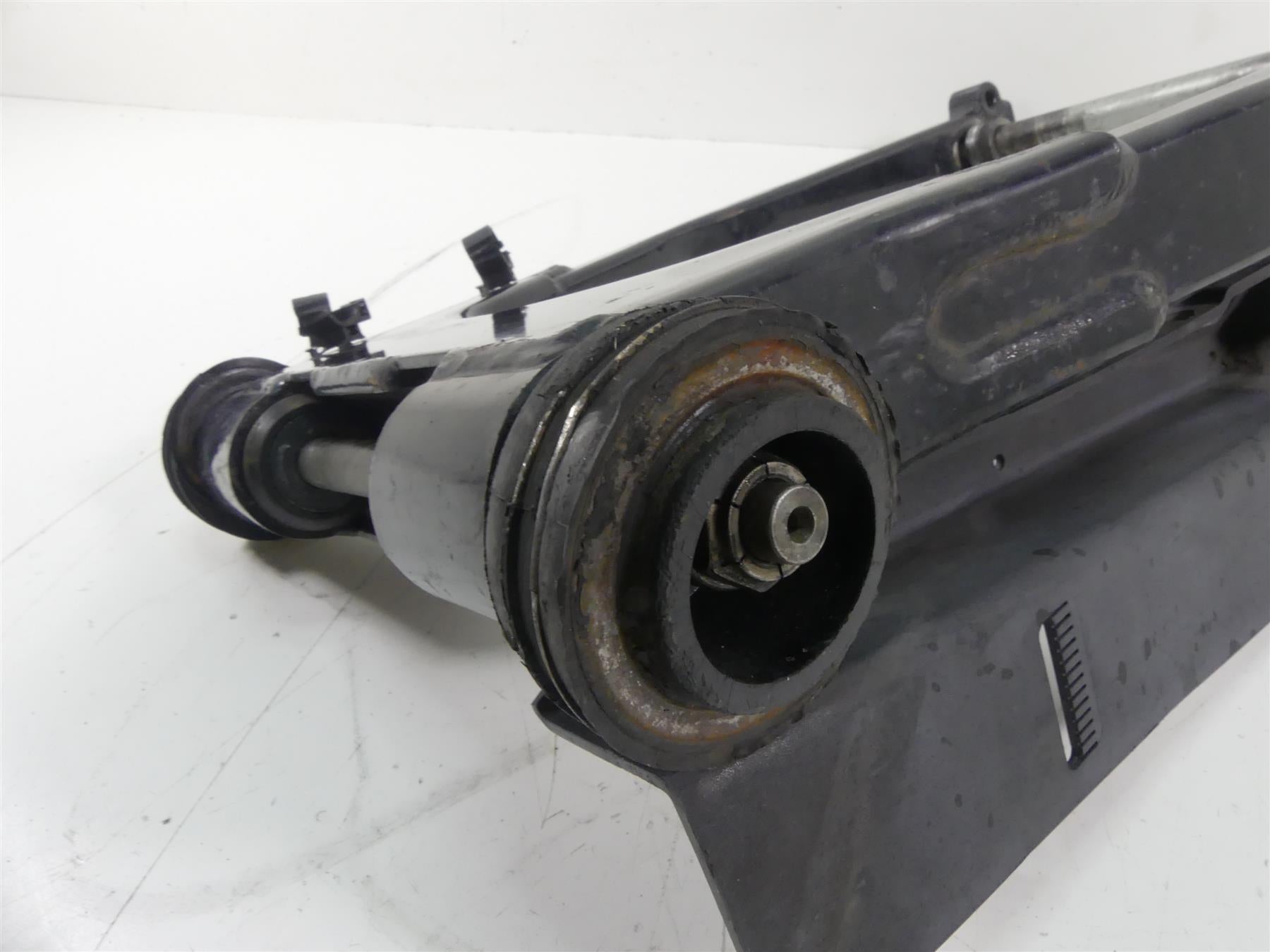 1998 Harley Touring FLHTC Electra Glide Rear Straigt Swingarm 3/4" Axle 47549-97 {{ shop.shopifyCountryName }} - Mototech271