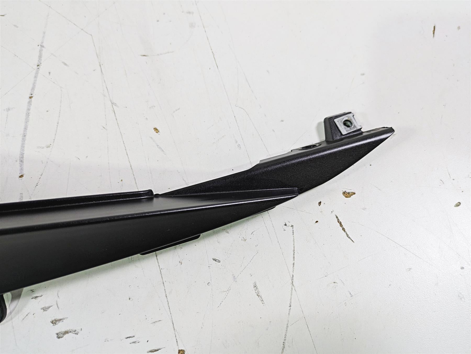 2021 Aprilia RS660 Right Rear Tail Cover Fairing Plastic Cowl 2B006647 {{ shop.shopifyCountryName }} - Mototech271