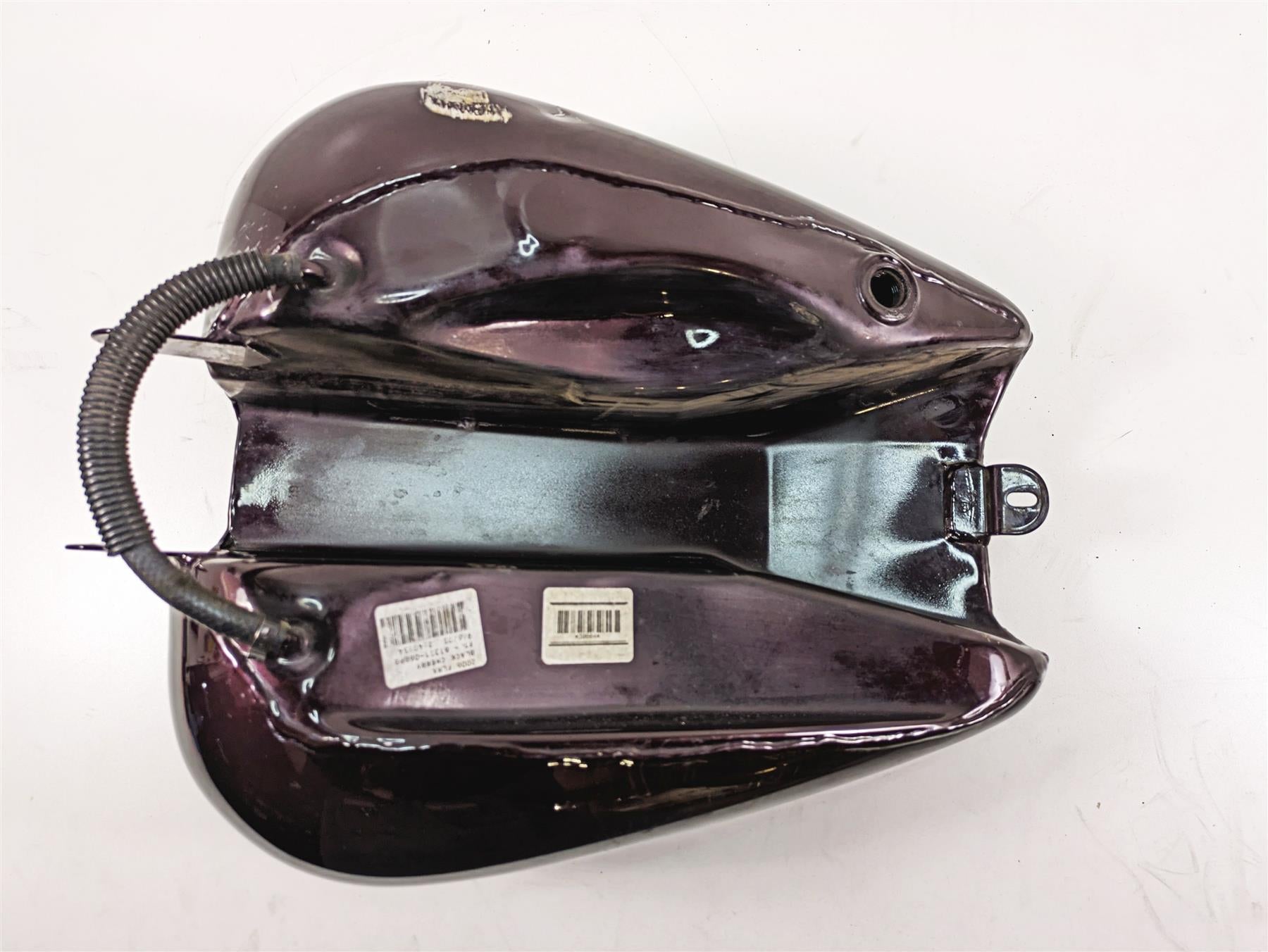 2006 Harley Touring FLHXI Street Glide Fuel Gas Tank Black Cherry -Read 61356-03 {{ shop.shopifyCountryName }} - Mototech271