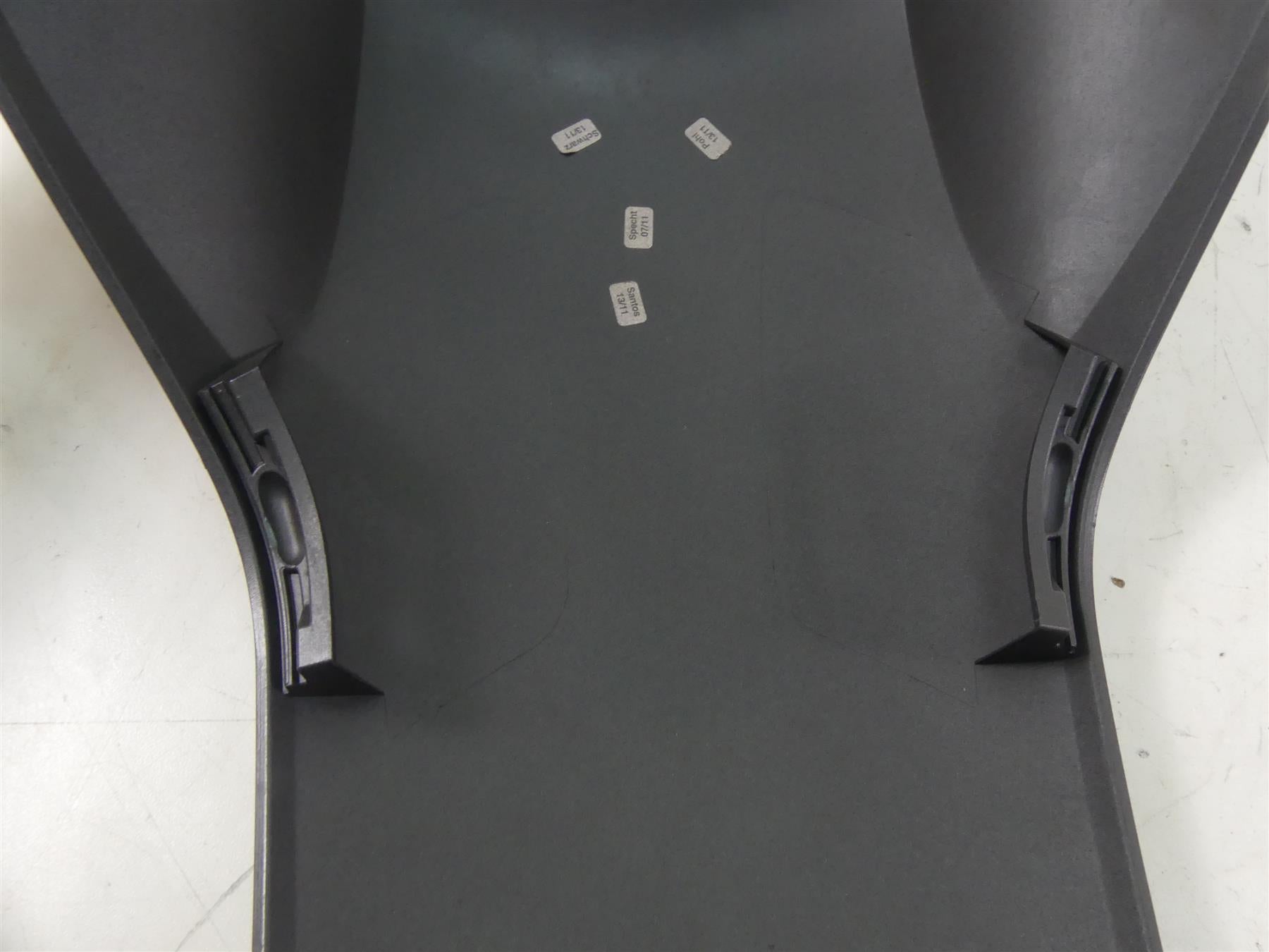 2011 BMW R1200GS K255 Adv Fuel Tank Center Cover Fairing Cowl 46637702714 {{ shop.shopifyCountryName }} - Mototech271