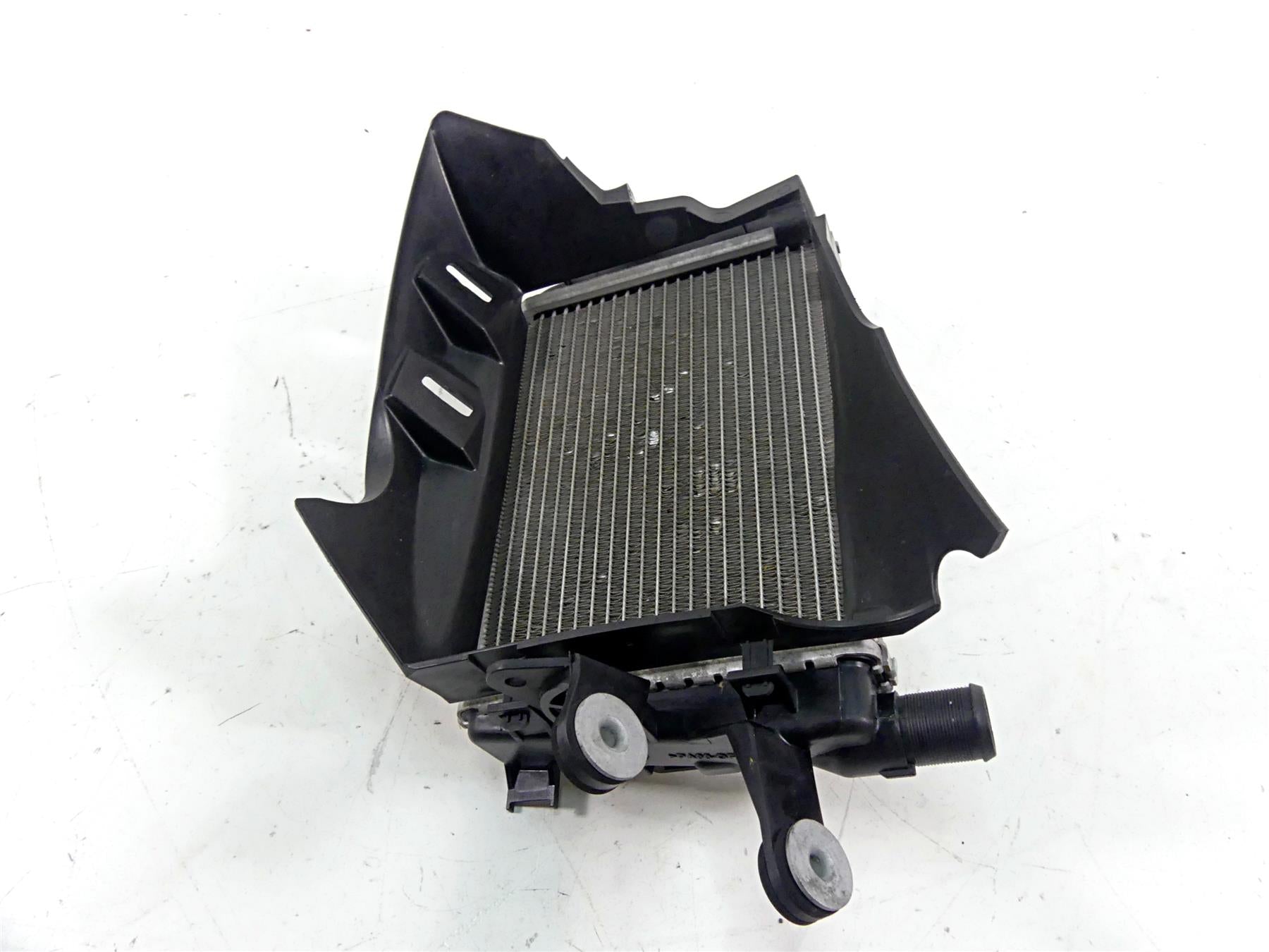 2015 BMW R1200GS GSW K50 Left Radiator + Cover 17118546408