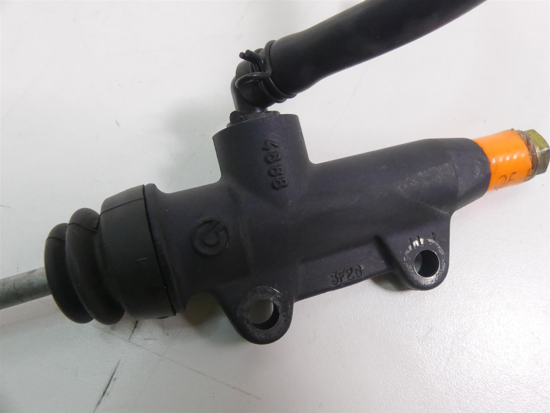 2004 Aprilia RSV1000 R Mille Rear Brembo Brake Master Cylinder AP8133875 {{ shop.shopifyCountryName }} - Mototech271