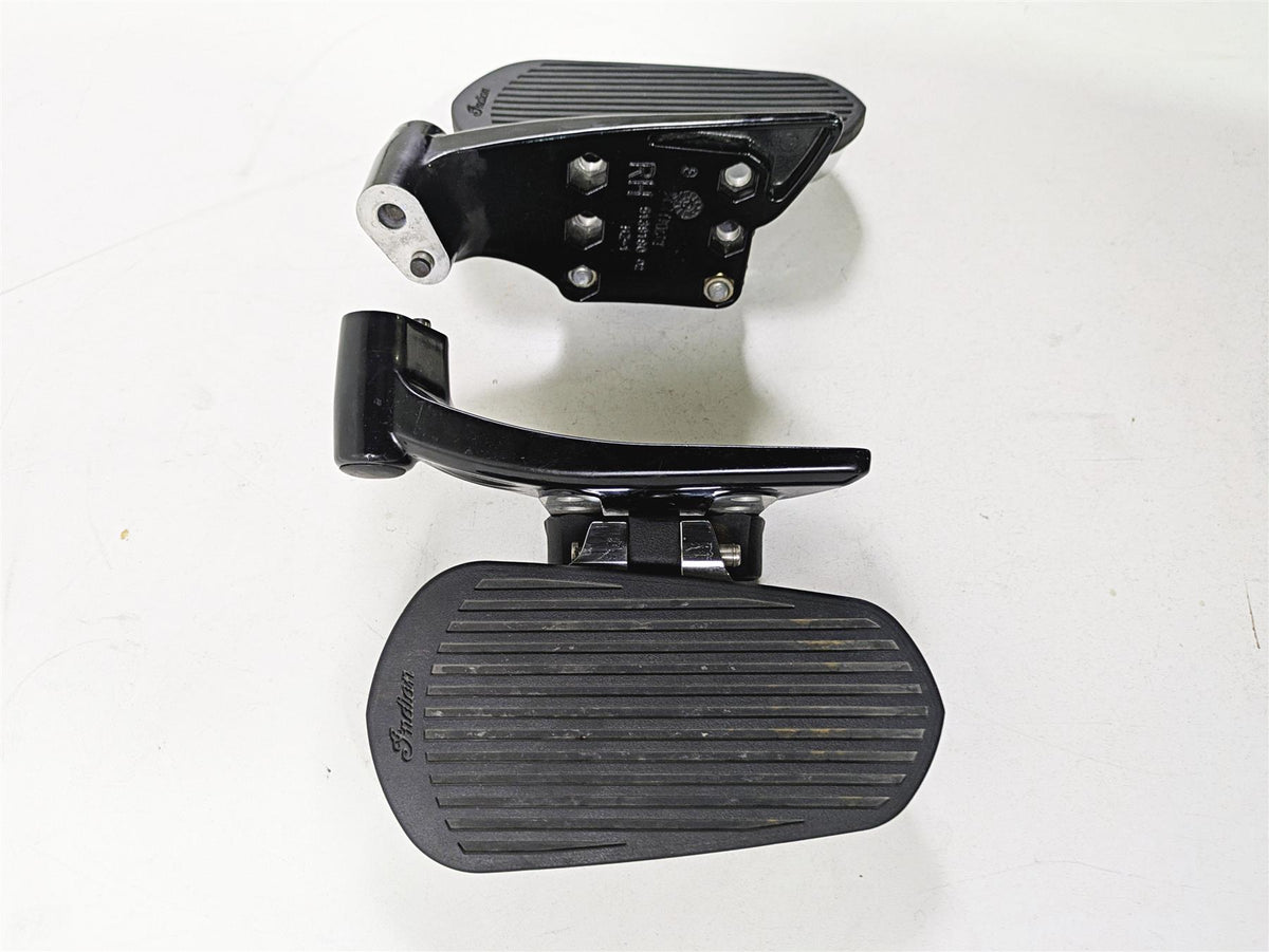 2017 Indian Chieftain Limited Rear Passenger Floor Board Set 5139179 5139180 {{ shop.shopifyCountryName }} - Mototech271