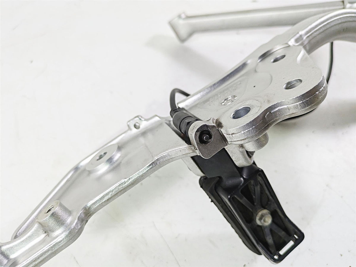 2016 Moto Guzzi Stelvio 1200 8V NTX Right Foot Peg Foot Rest + Mount Set 886987 {{ shop.shopifyCountryName }} - Mototech271