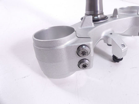 2020 BMW F900 R F900R K83 Lower Triple Tree Steering Clamp Yoke 8404206 {{ shop.shopifyCountryName }} - Mototech271