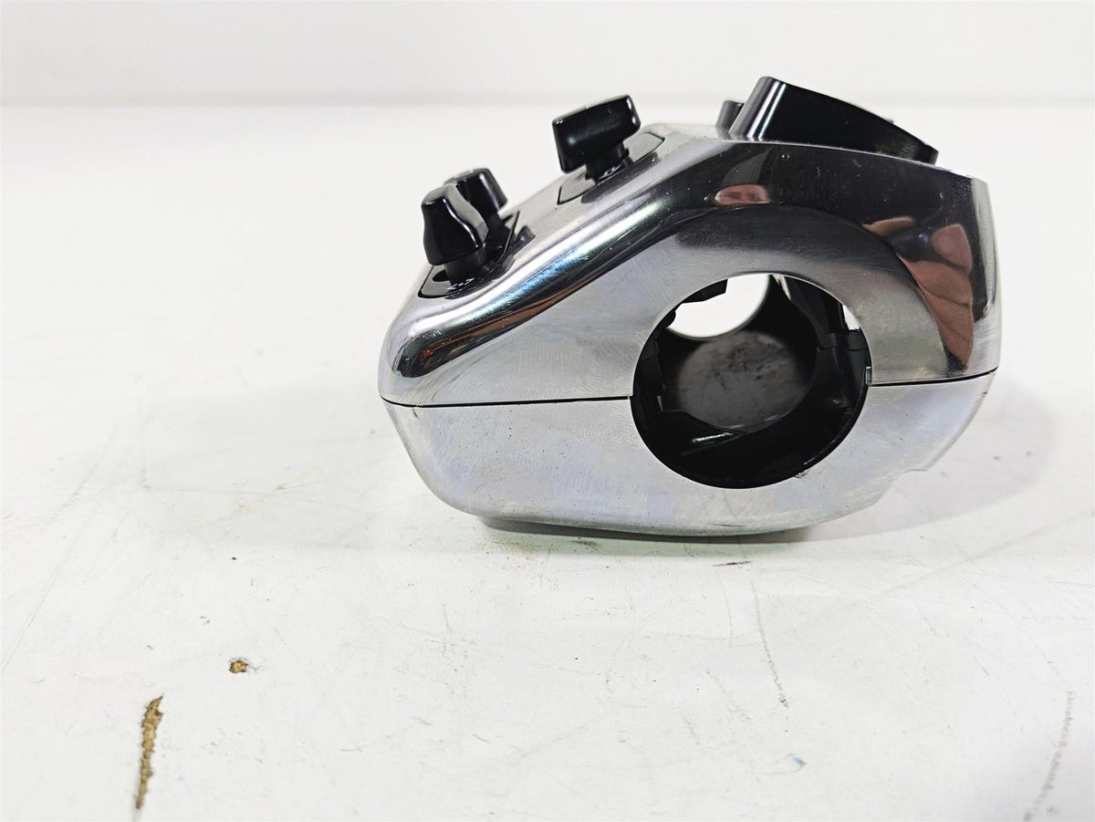 2019 Indian Chieftain Limited Chrome Left Hand Control Switch Light 4018465 {{ shop.shopifyCountryName }} - Mototech271