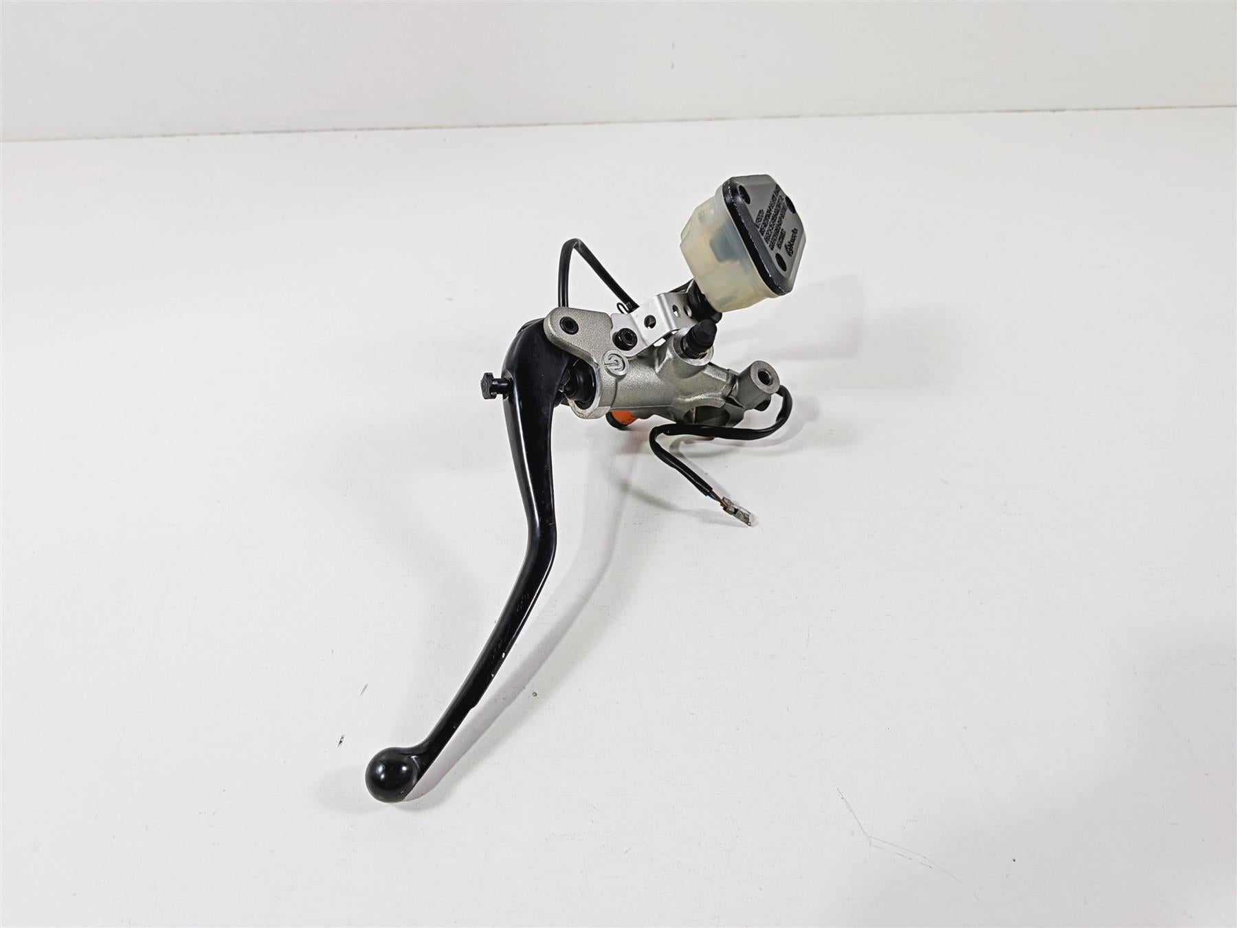 2011 Ducati Streetfighter 1098 S Brembo Clutch Radial Master Cylinder 63040485A {{ shop.shopifyCountryName }} - Mototech271