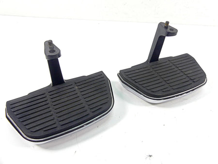 2004 Harley Touring FLHTCUI Electra Glide Passenger Floor Board Set 52719-93B {{ shop.shopifyCountryName }} - Mototech271