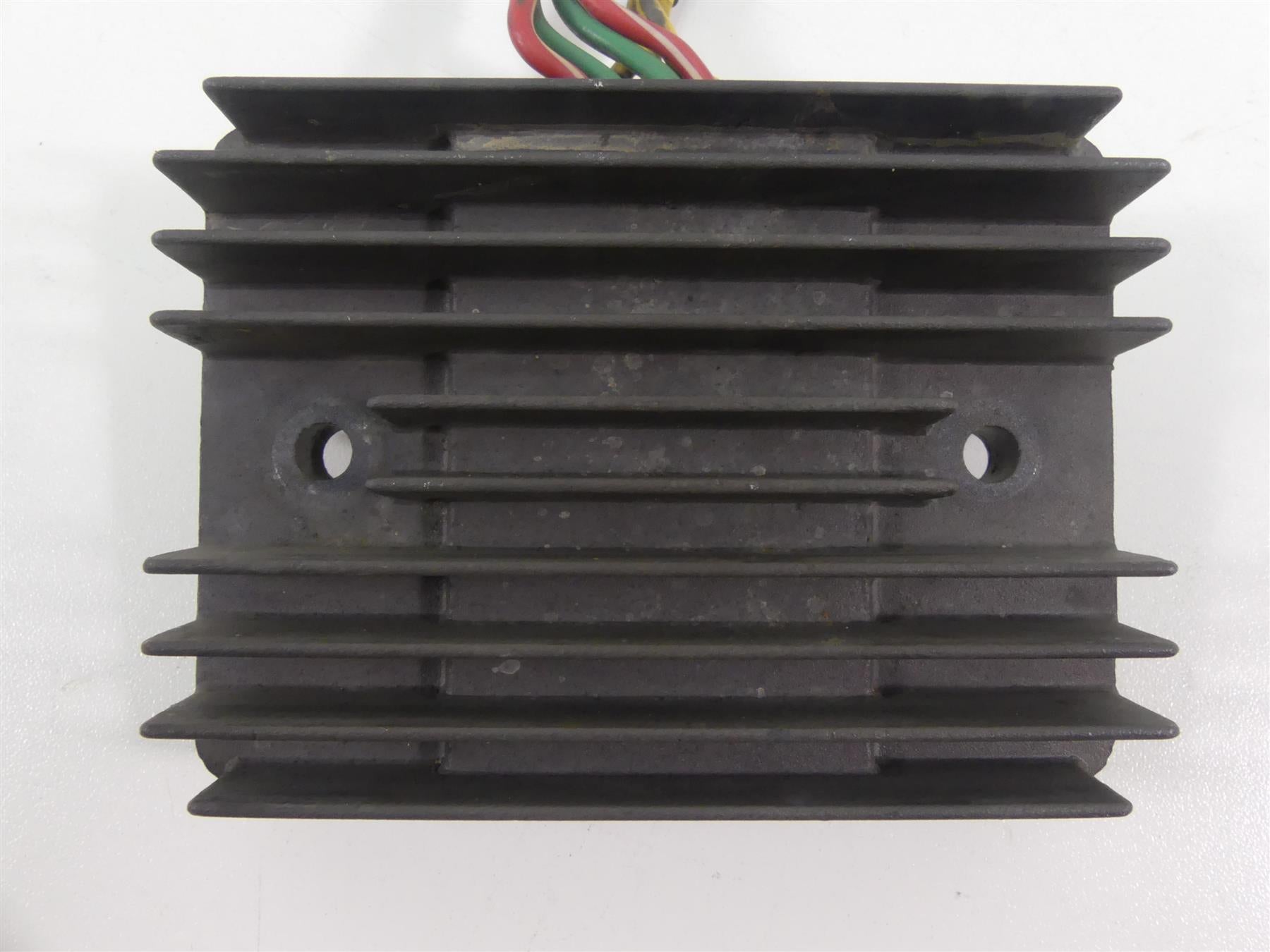 2004 Ducati 999 SBK Rectifier Voltage Regulator 54040191A SH579EA {{ shop.shopifyCountryName }} - Mototech271